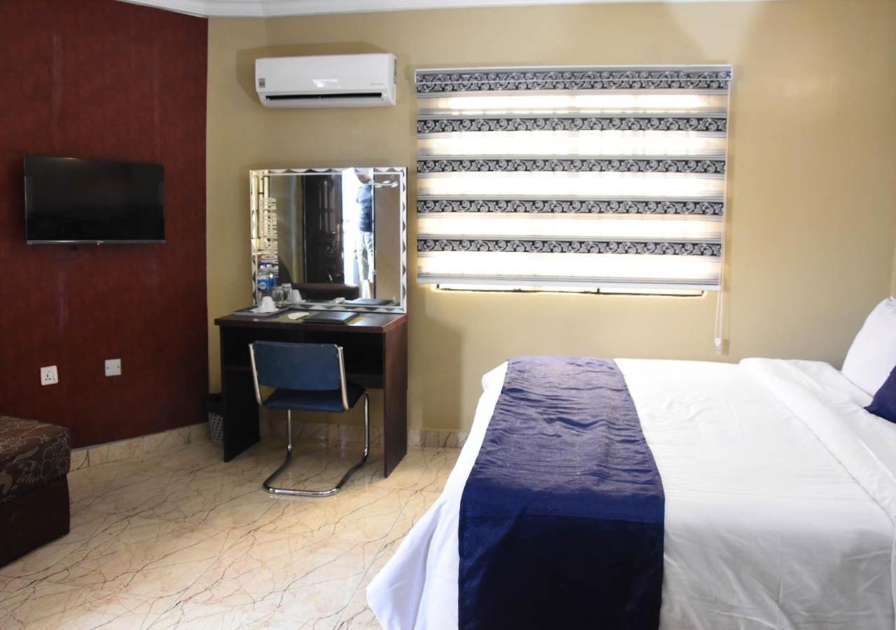 24-7 Electricity Agore Hotels And Suites Ltd Awoyaya Exterior foto