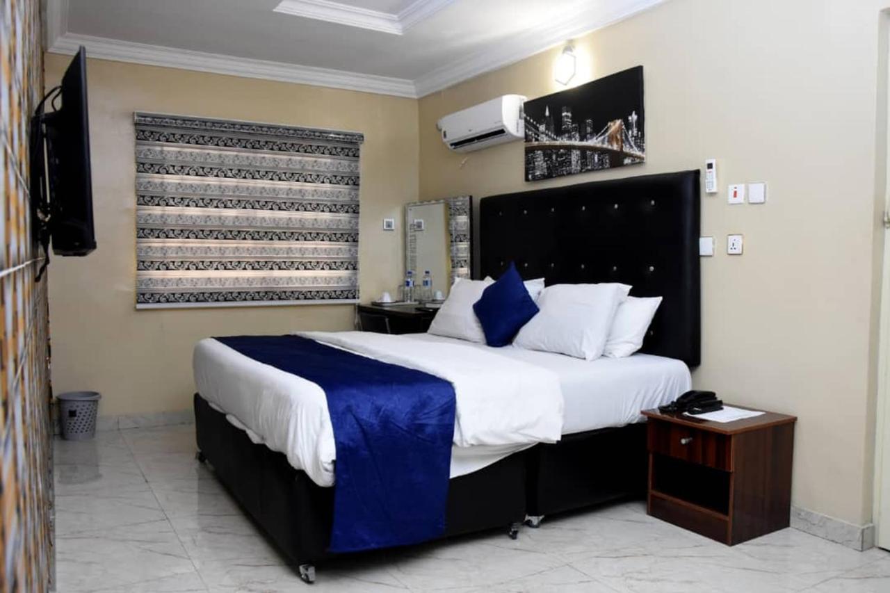 24-7 Electricity Agore Hotels And Suites Ltd Awoyaya Exterior foto
